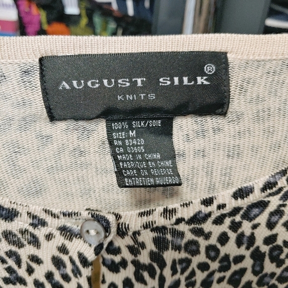 August Silk Leopard 100% Silk Crewneck Cardigan Sweater Sz M Contemporary - Picture 7 of 8